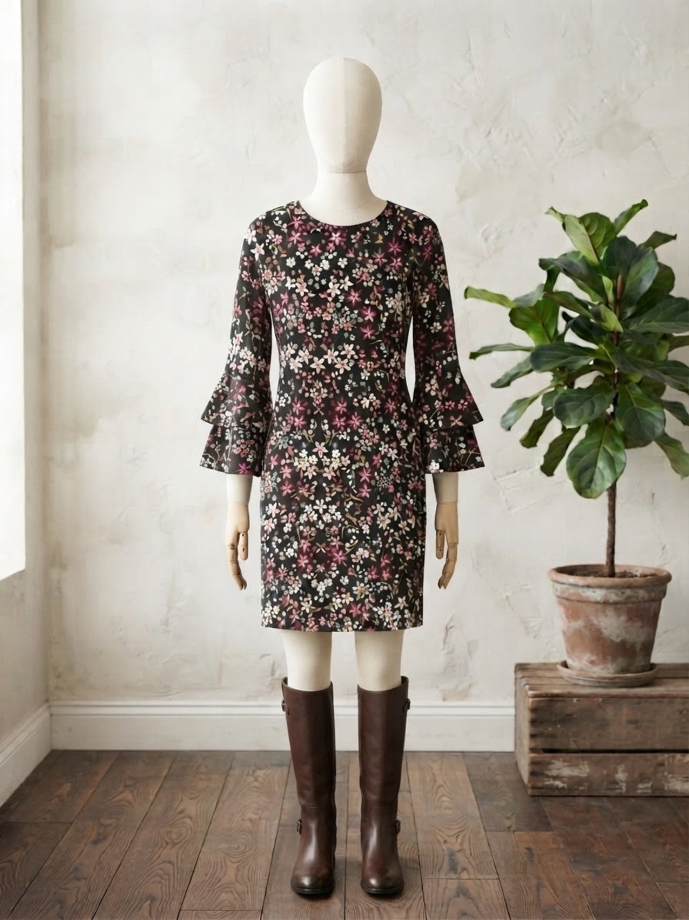Tommy Hilfiger Black Floral Tiered Bell-Sleeve Shift Dress
